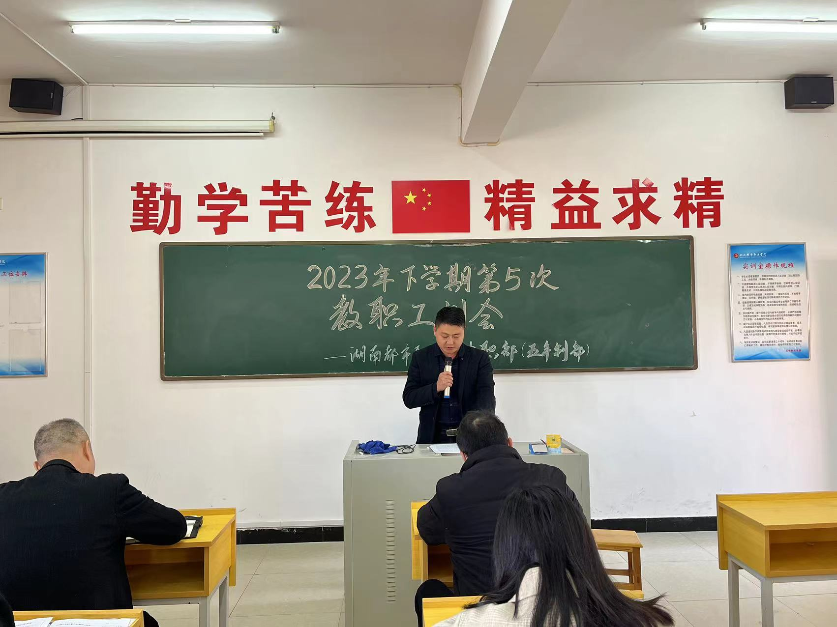 ec554a36e091435aabd0a06db6f5742c.png