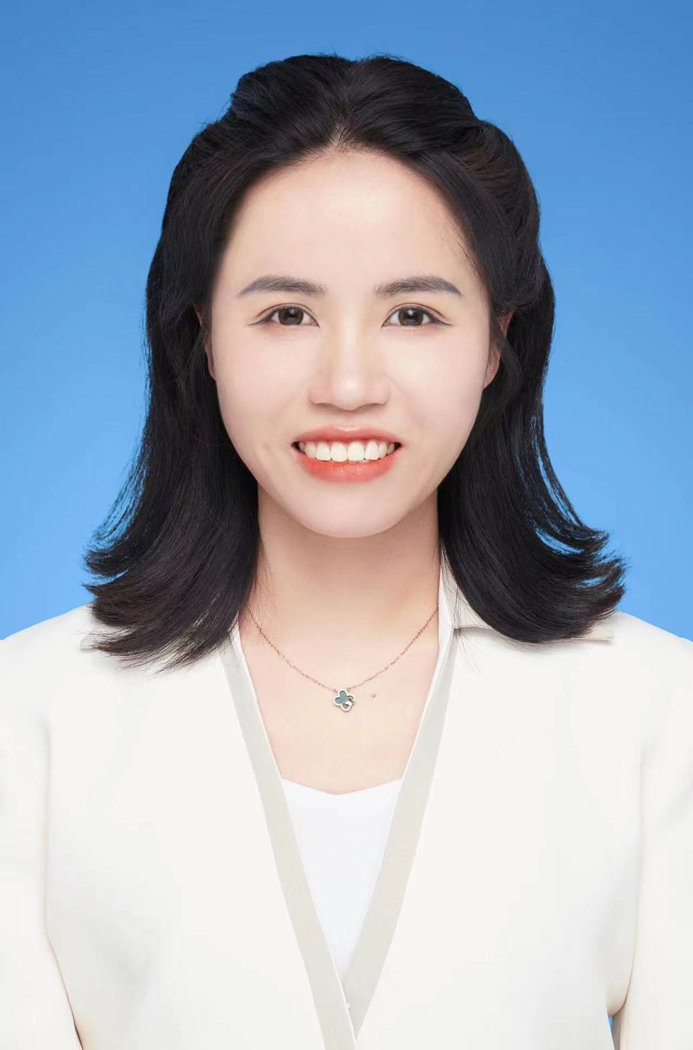 38a03cfbe6ea47cc87f5d6b3b143bb9b.jpg
